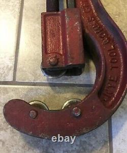 Extra large NYE Tool Works Vintage Pipe Cutter Heavy Duty No. 4 Barnes Type USA