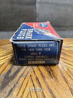 Ford Champion spark plugs 1935-1938 Large engine's Heavy Duty Truck Vintage Rare